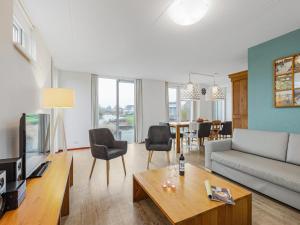 Accessible Villa on the Lake in Midlaren