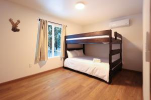 Lassen National Park Luxury Cabin with Hot Tub