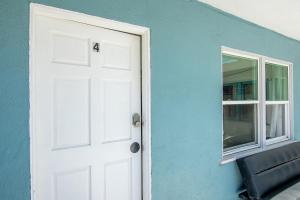 Cozy Studio Suite Near Beverly Hills