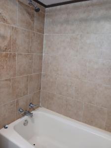 Gated - 2 Double Beds 1 Bath with Full Kitchen 120