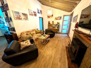 Ocean Drive Home: 3 bedroom 70s-inspired… - 19110