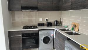 Urban retreat Fully Furnished Apartment