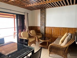 Villa de Pico Highland Beach Resort