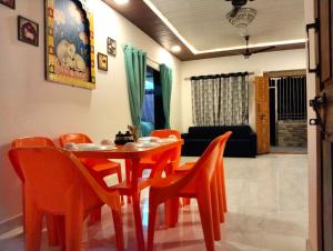 Tirodkar Homestay 2 BHK Villa, 600m fr Beach, Authentic Malvani Food