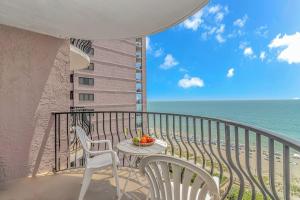 The Palms Resort 1006