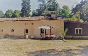 Awesome Home In Noaillan