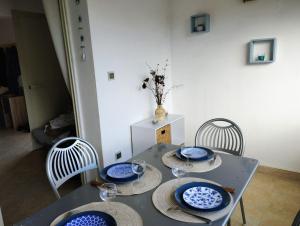 Charmant appartement climatisé proche mer