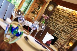 Hotels Le Clos Champel Hotel Restaurant Logis : photos des chambres