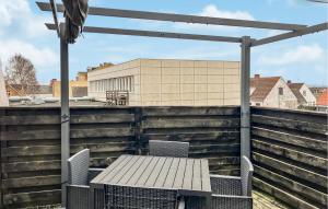 1 Bedroom Beautiful Apartment In Hundested