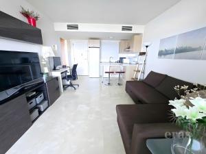 Large Terrace With Ocean View A111