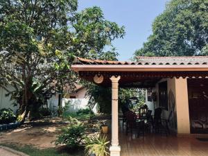 Damith Tourist Inn