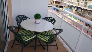 APARTAMENTO ARTIAMIS de PLAYA DE DAIMUZ