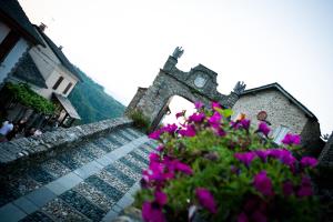 Castello Di Compiano Hotel Relais Museum