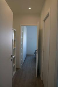 Lovely apartment very near Zara metro station M3M5