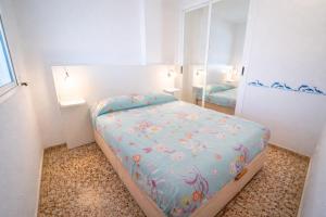 Apartamento en primera línea de playa con vistas al mar