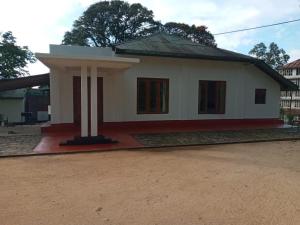 Sembuwatta Lake Polo Bungalow