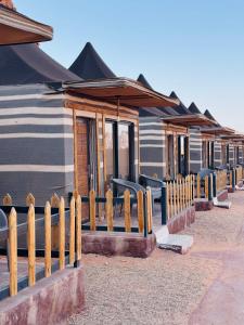 DESERT HELO lUXURY CAMP & TOUR