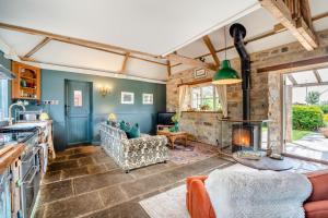 2 Bed in Thorney oc-r32363