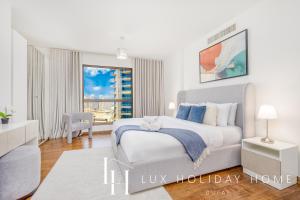 LUX The Murjan Sea View Suite 2