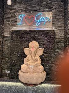 Gopi Hotel And Restaurant