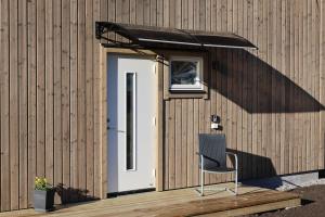 Nybyggd loftstuga i centrala Grebbestad