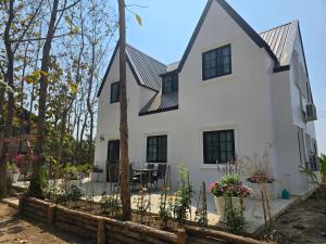 Anusorn Villas & Garden Oasis - Peaceful Chiang Mai Hideaway