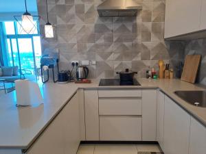 Modern 2BR Apartment Skynest Westlands