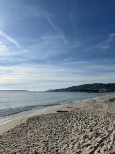 LÉcrin de Juan, T2 de standing, 2P, plages et parcs