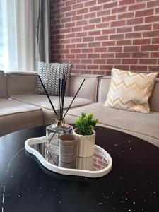 Large 3 Bedroom Apartment in Midrand, Waterfall City - More space than a hotel room - Ideal for families, groups and work trips - 18A Elizabeth Place