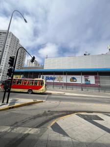 Dpto Calle Limache Frente al terminal de Viña Del Mar