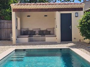 Provençal Family Villa with Private Pool