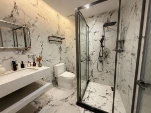 M8 Pattaya 4-bedroom pool mahjong room