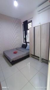 17 Delight 3BR2 Pax7 Balcony swimming pool view