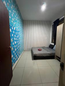 17 Delight 3BR2 Pax7 Balcony swimming pool view