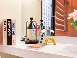 Bayshore Getaway Condotel by Clowie