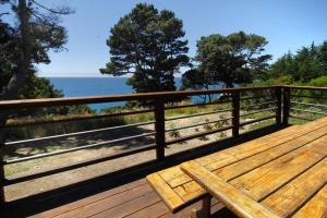 Ocean Bluff Serenity