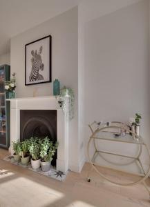 Modern & homely 2-bed - close to BEACH