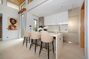 NEW Luxury 4BR Villa with Pool & relaxation zones