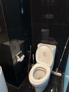 BTS Skytrain Thonglor station sukhumwit 36-38