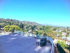 Stylish Relaxation-Panoramic Views-Private OASIS