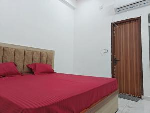 Radharani inn guest house