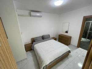 Bayview Baluta 2 bedroom app 08