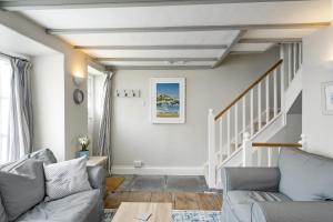 18th Century Cottage with Garden Central Newquay