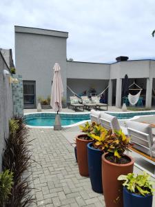 Casa Climatizada, Piscina com Hidro, em Pontal do Sul, Proximo as Marinas