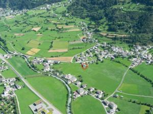 Apartment Sonnige 2-5-Zimmer Wohnung an ruhiger Lage by Interhome