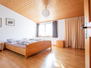 Apartment Hof Bommes by Interhome