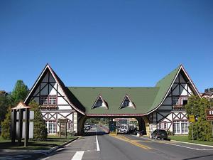 Apartamento Tranquilo e Confortavel em Campos do Jordão
