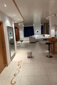 Apartment Luxus Ferien-Loft Atrium -X- by Interhome