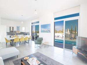 Holiday Home Protaras - schönes Ferienhaus für 10 Personen by Interhome