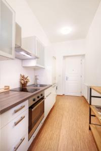 Apartment Paradies-Wohnung by Interhome